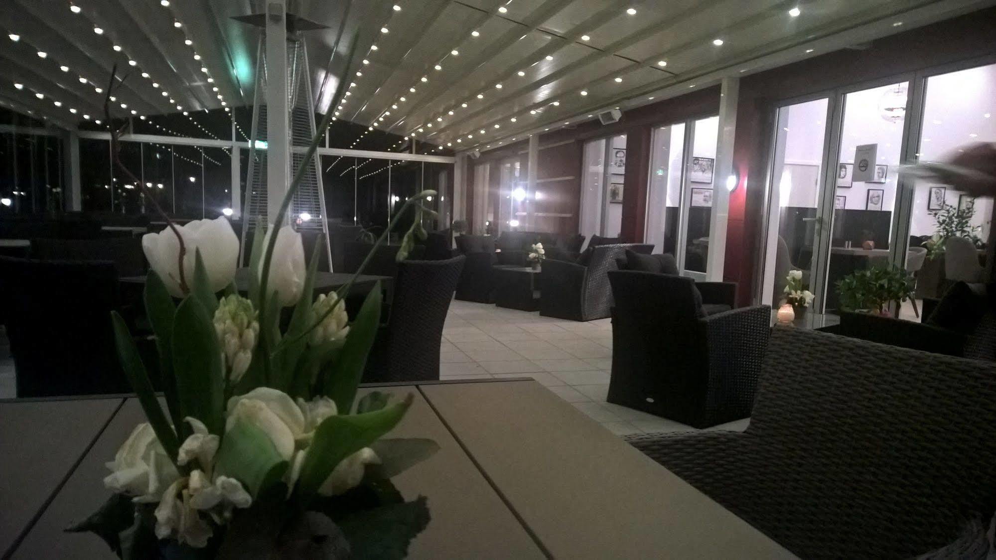 Hotel Falster Nykobing Falster Bagian luar foto