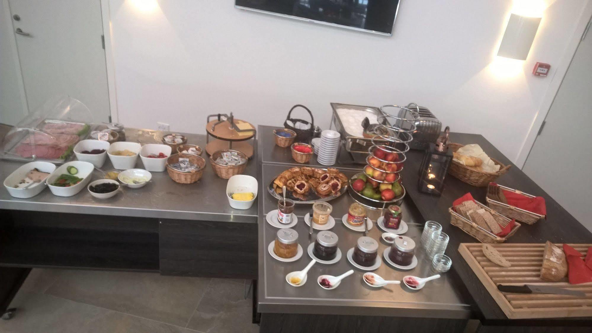 Hotel Falster Nykobing Falster Bagian luar foto